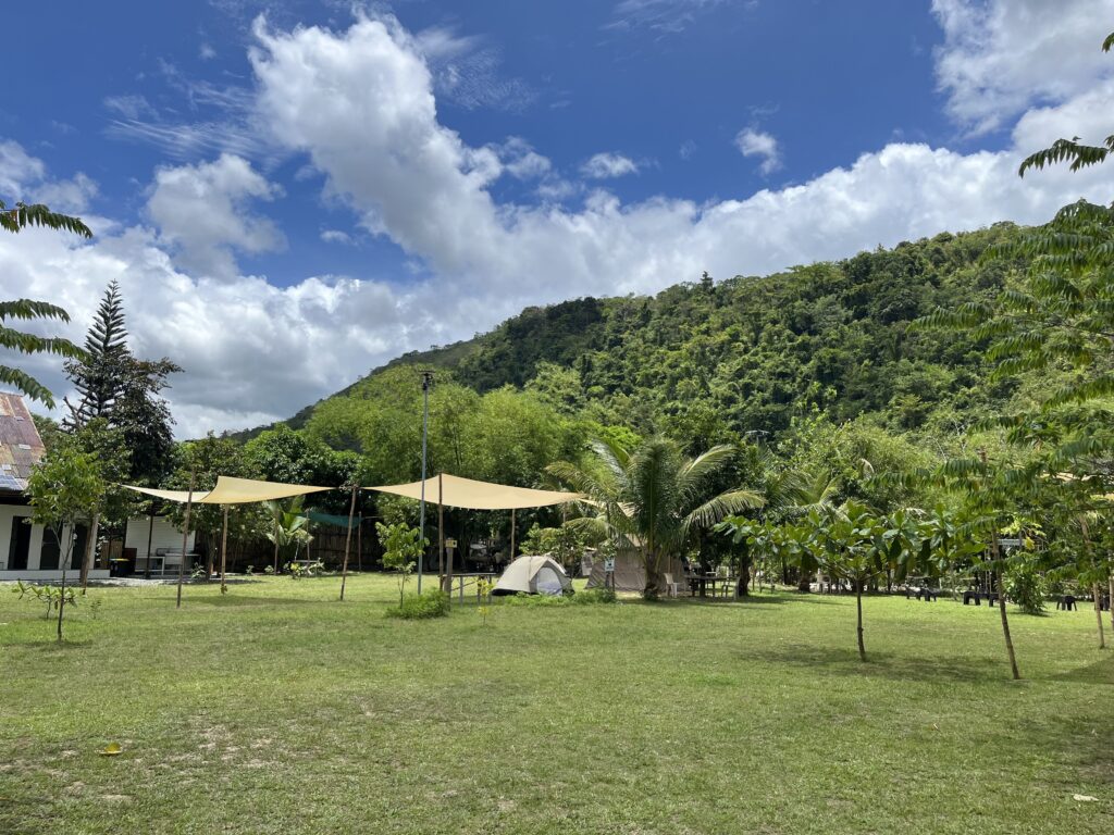 Green Hydes Riverside Camp