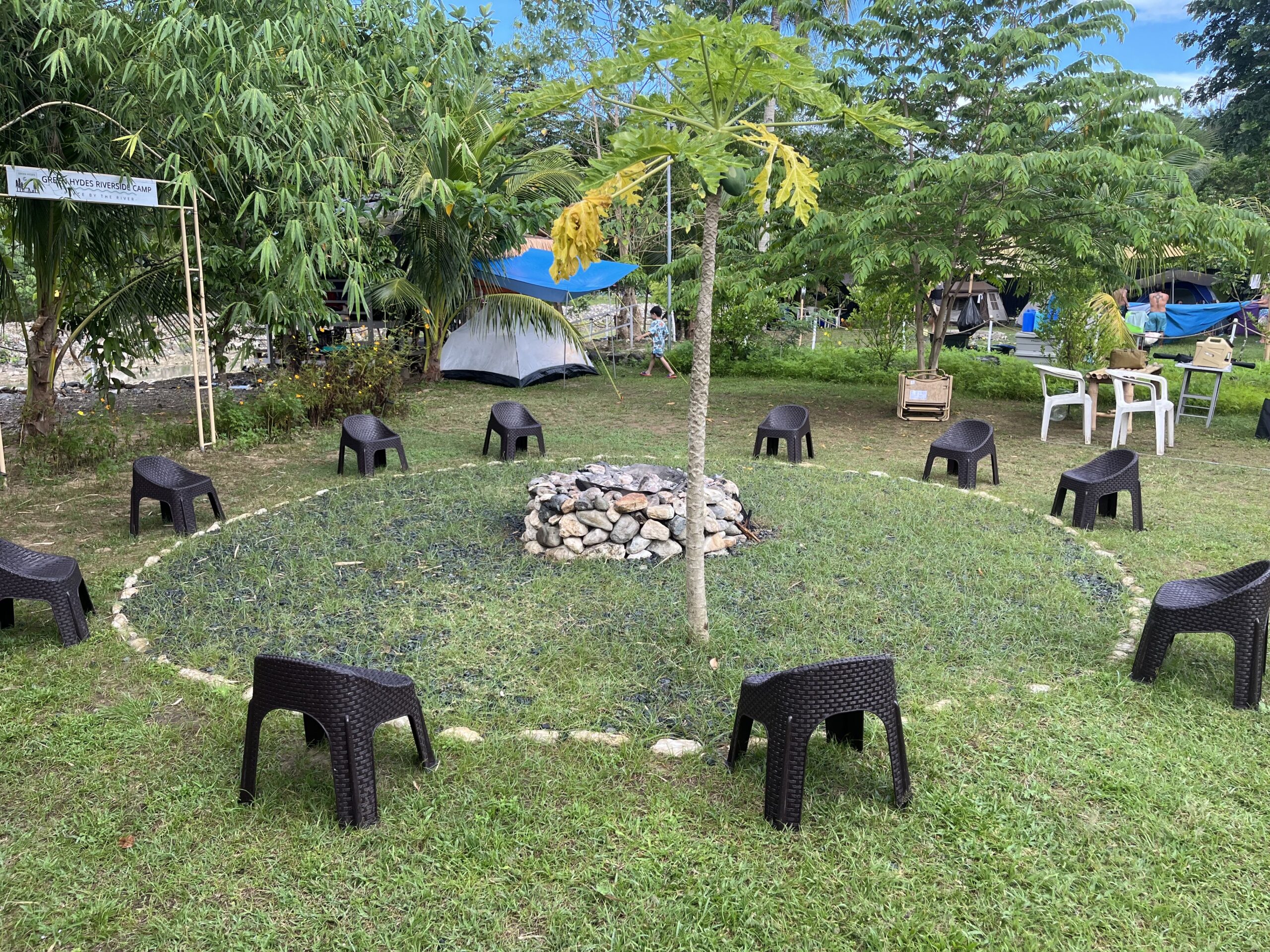 Green Hydes Riverside Camp