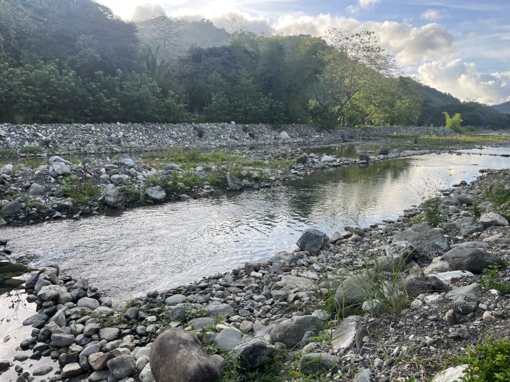 Green Hydes Riverside Camp